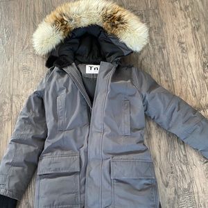 Aritzia TNA parka Bancroft size medium like new